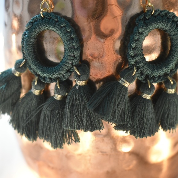 Handmade tassel earrings - Picture 6 of 8